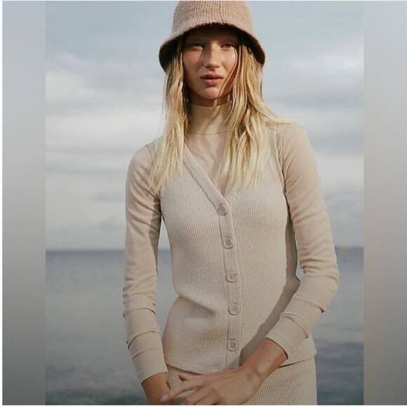 Madewell NWT Ribbed Button Front Vest in Heather Summer Dune - Picture 1 of 7